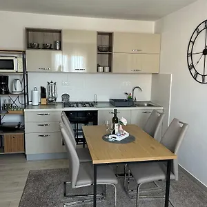  Apartment Salov