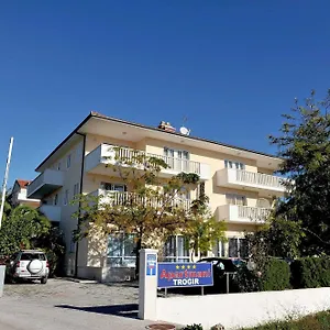 Apartmani Trogir Appartamento